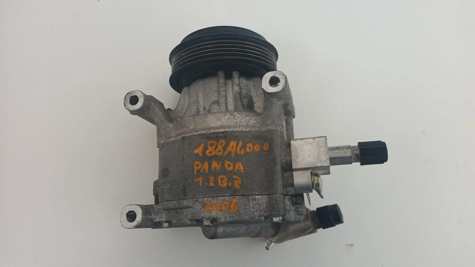 COMPRESSORE A/C FIAT Panda 2Â° Serie 1200 Benzina con codice motore 188A4000/188A4000 (2006)