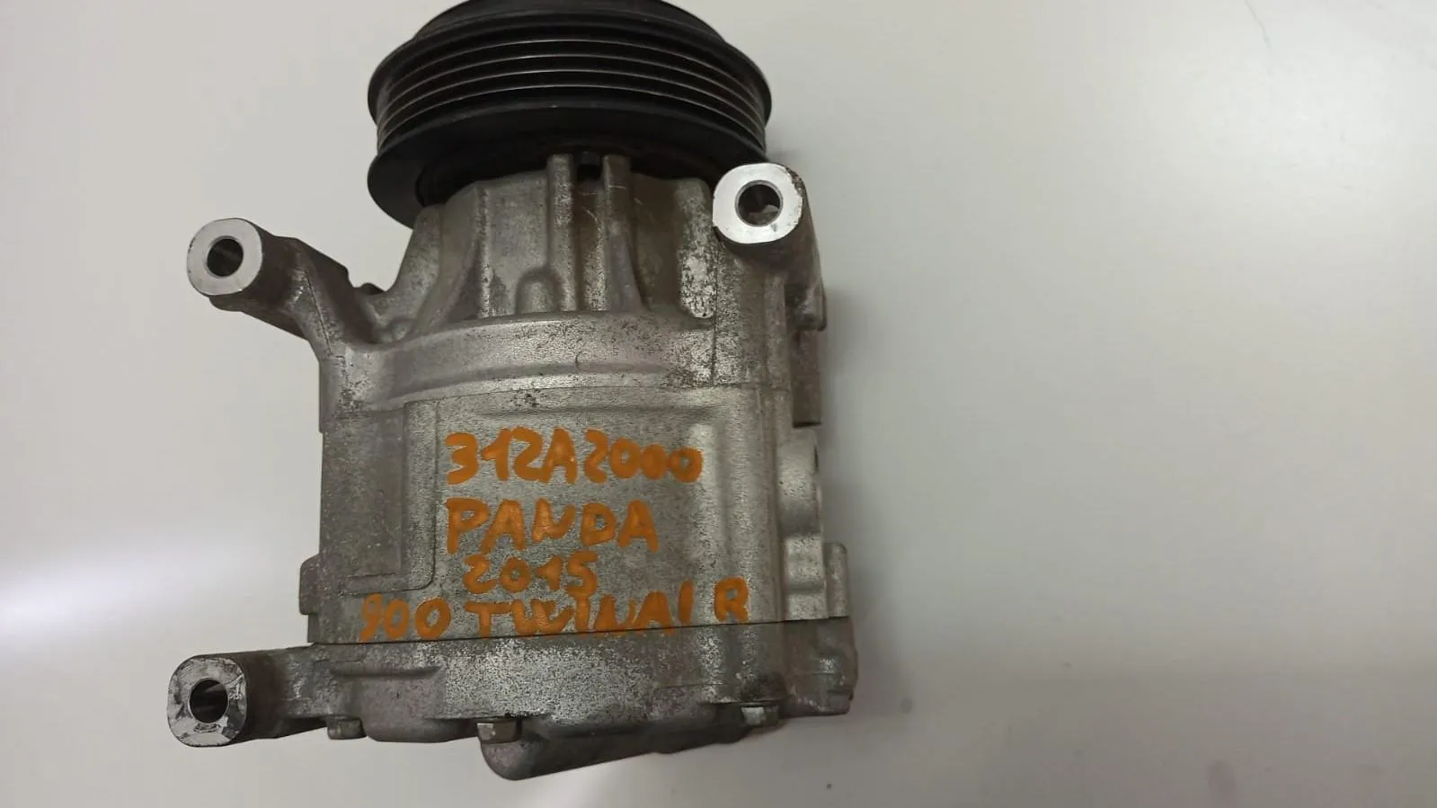 COMPRESSORE A/C con codice 5A7875200 da FIAT Panda 3Â° Serie 900 TwinAir con codice motore 312A2000/312A2000 (2015)