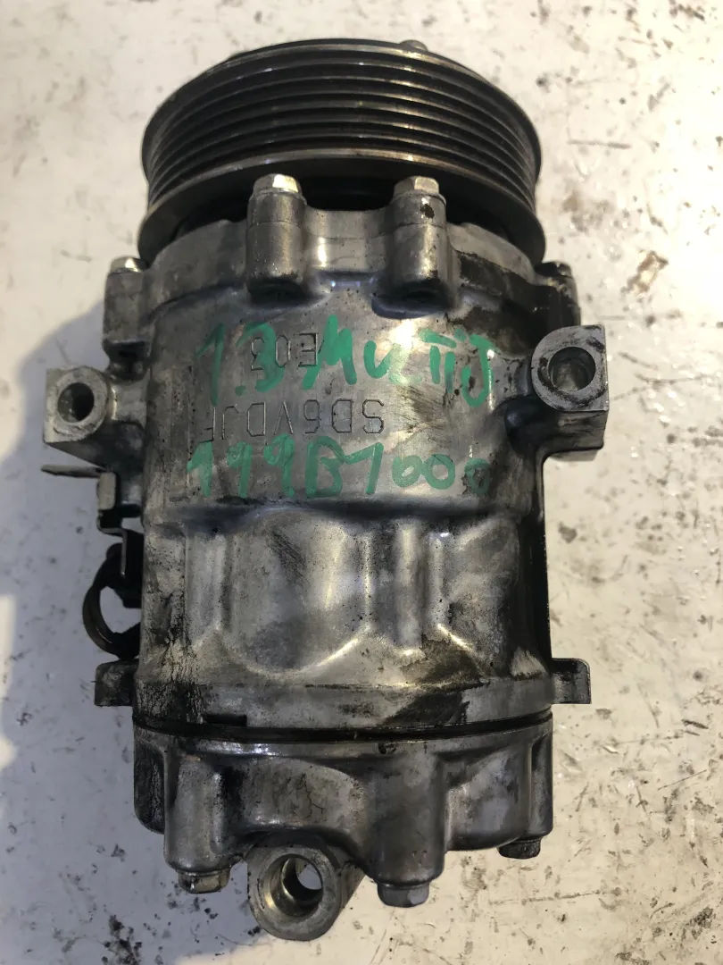 COMPRESSORE A/C con codice SD6V12 / 02949601182 da FIAT Punto EVO 1300 Diesel (2012)