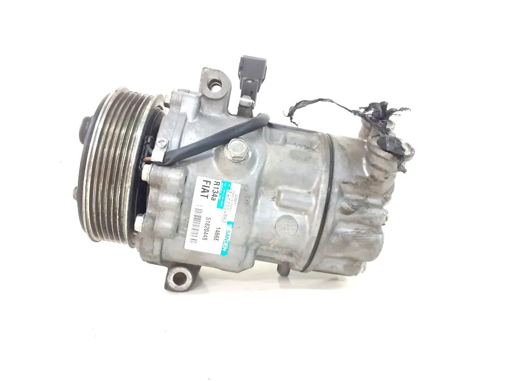 COMPRESSORE A/C con codice 51820448 da LANCIA Delta 3Â° Serie 1600 Diesel 88 (2008)