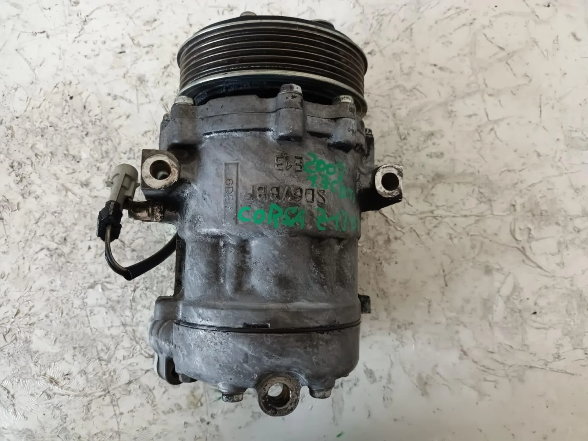 COMPRESSORE A/C OPEL Corsa D 5P 1Â° Serie 1300 Diesel con codice motore Z13DT (2007)