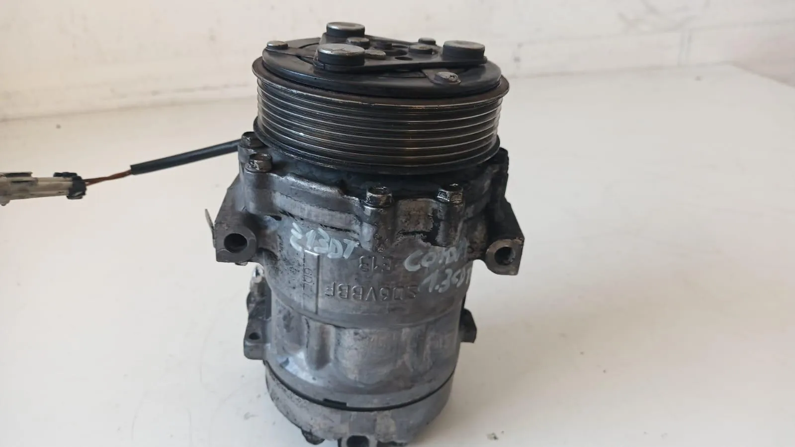 COMPRESSORE A/C OPEL Corsa D 5P 1Â° Serie 1300 Diesel con codice motore Z13DT/Z13DT (2007)