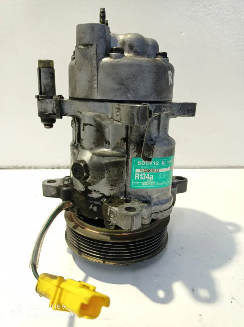 COMPRESSORE A/C con codice 3422909245 da PEUGEOT 307 Berlina 2Â° Serie 2000 Diesel (2005)