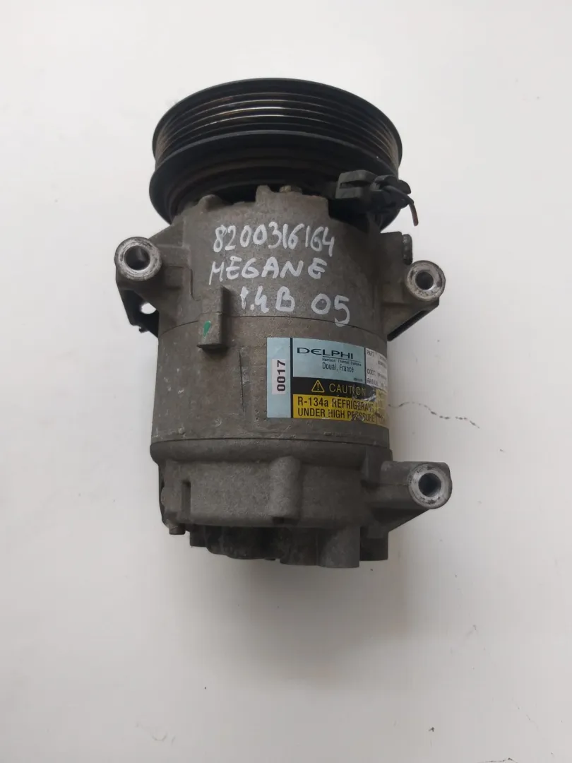 Compressore A/C Renault Megane 1.4 B del 2005 CODICE RICAMBIO : 8200316164