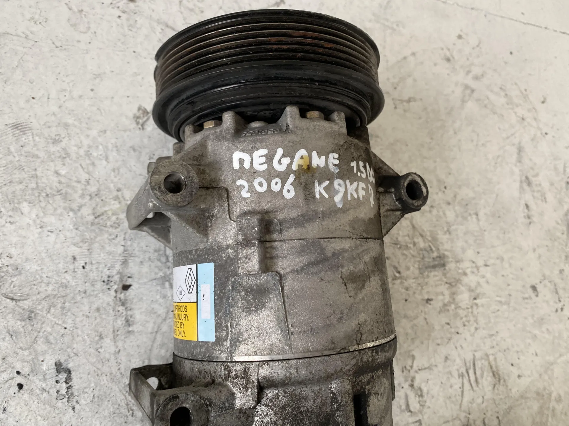 COMPRESSORE A/C RENAULT Megane ll Serie (06>08) 1500 Diesel con codice motore K9K F7/K9K F7 (2006)