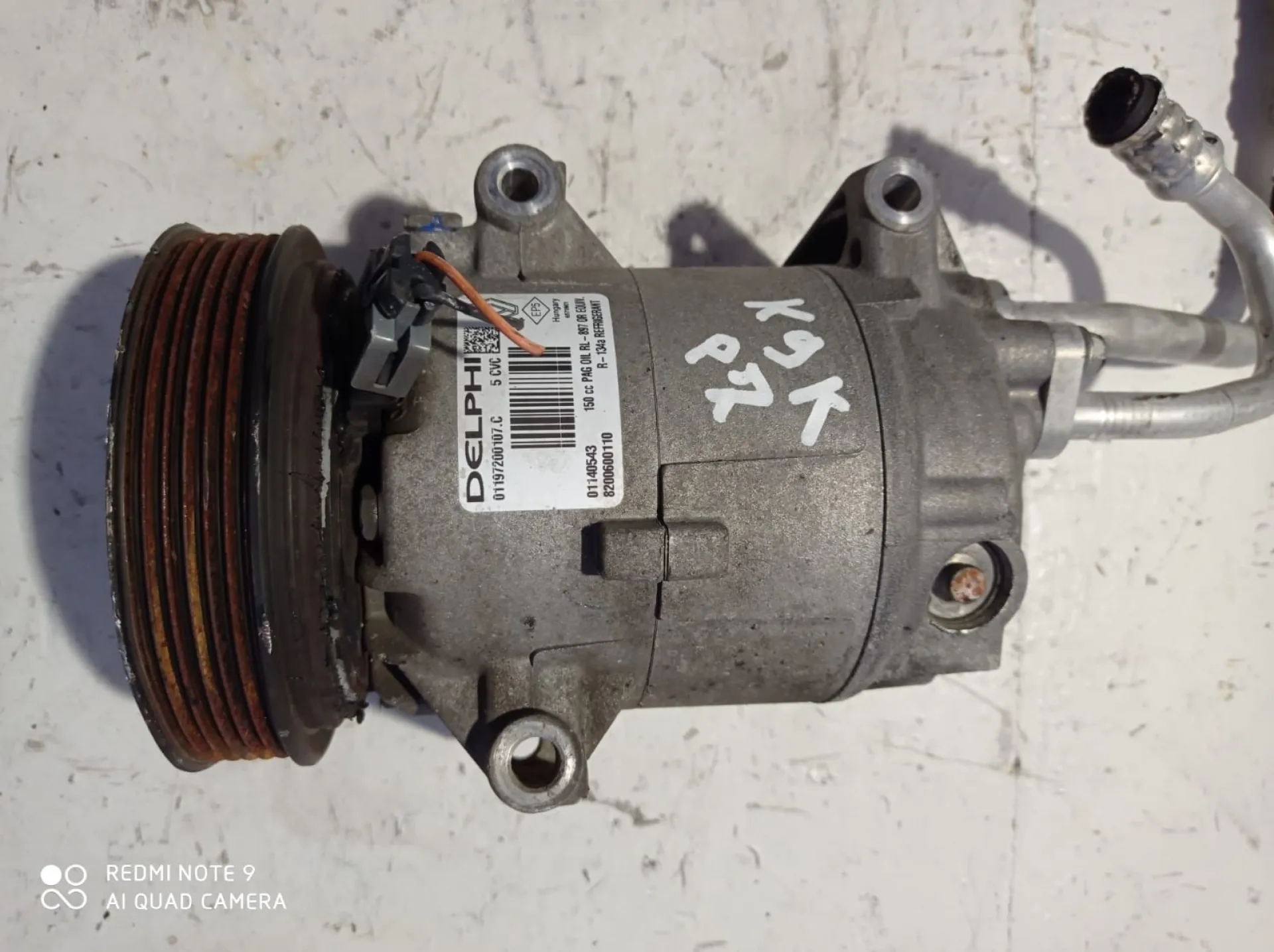 COMPRESSORE A/C con codice 8200600110 da RENAULT Scenic Serie (09>16) 1500 Diesel (2015)