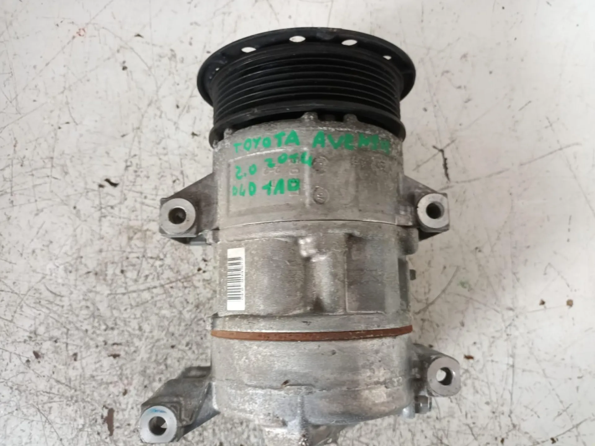 COMPRESSORE A/C con codice GE447260-1258 da TOYOTA Avensis Berlina 3Â° Serie 2000 Diesel con codice motore 1AD/1AD (2014)