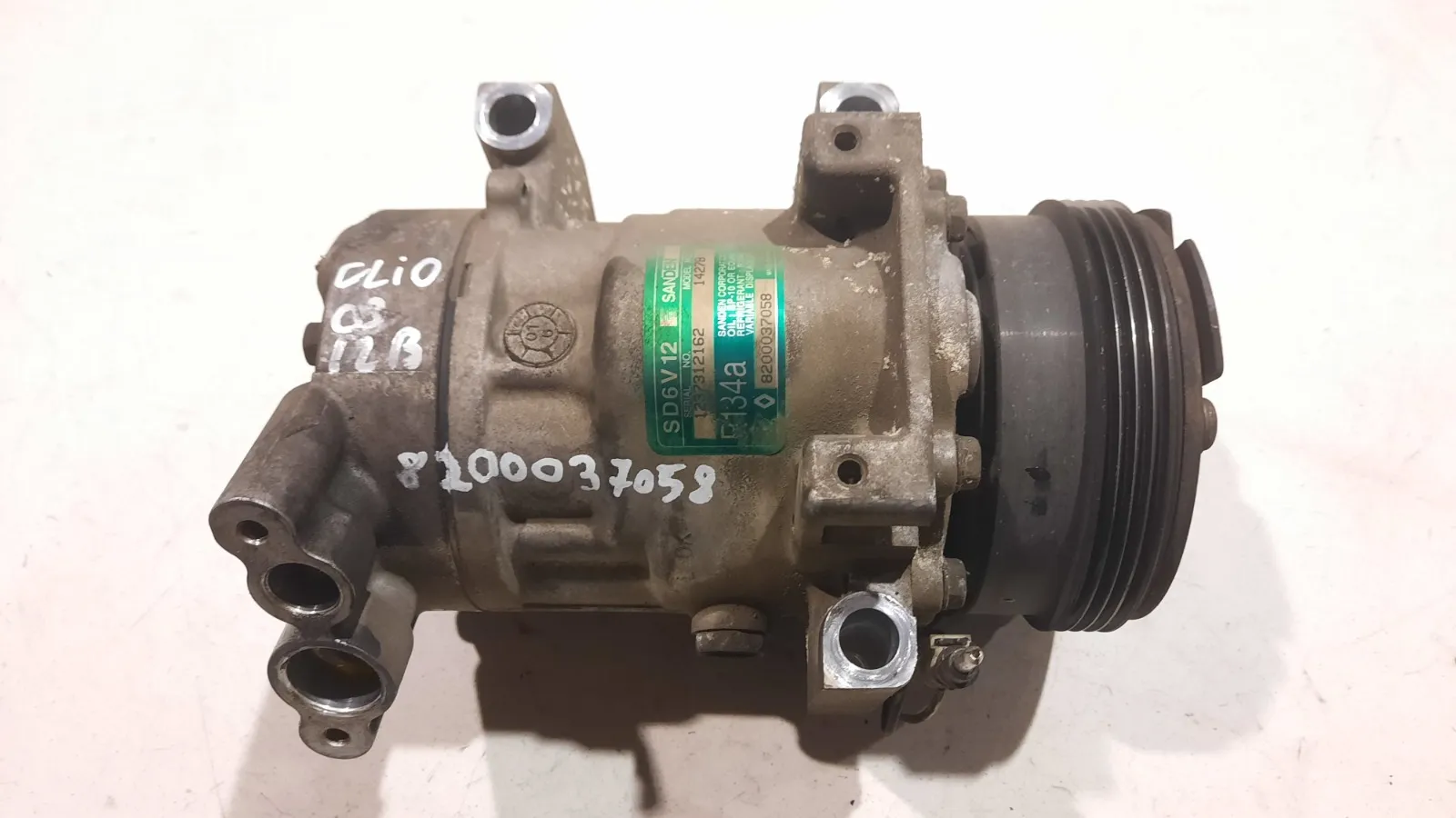 Compressore Clima Renault Clio 1.2 Benzina 2003 CODICE RICAMBIO : 8200037058