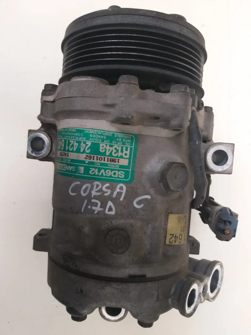 Compressore Opel Corsa C del 2003 1.7 Diesel CODICE RICAMBIO : 1981101162