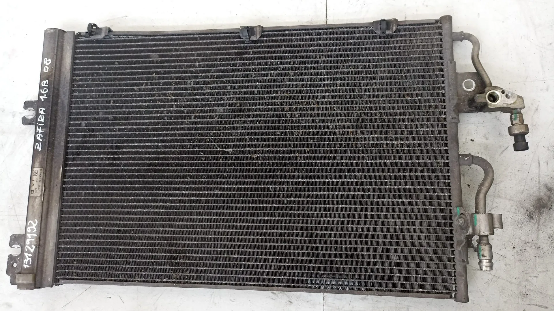 Condensatore radiatore Opel Zafira 1.6 B del 2008 CODICE RICAMBIO : 13129192