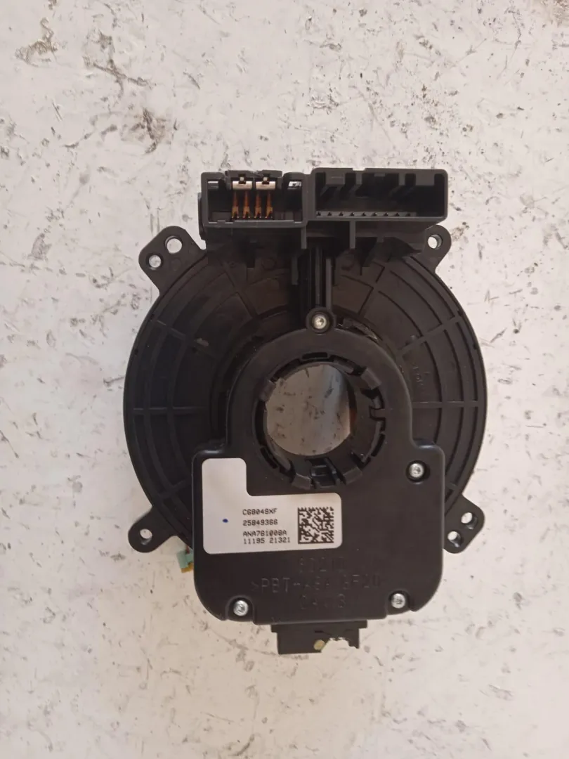 CONTATTO SPIRALATO con codice 25849366 da OPEL Insignia Berlina 2000 Diesel (2012)