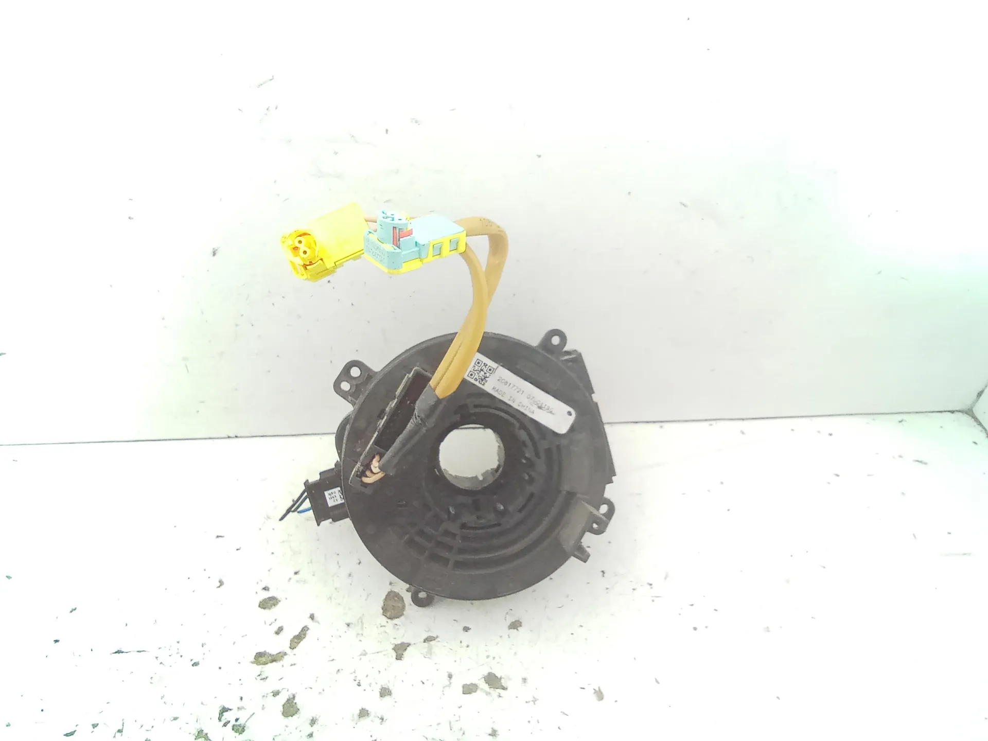 CONTATTO SPIRALATO con codice 20817721 da OPEL Insignia S. Wagon 2000 Diesel 118 kW / 160 CV (2012)