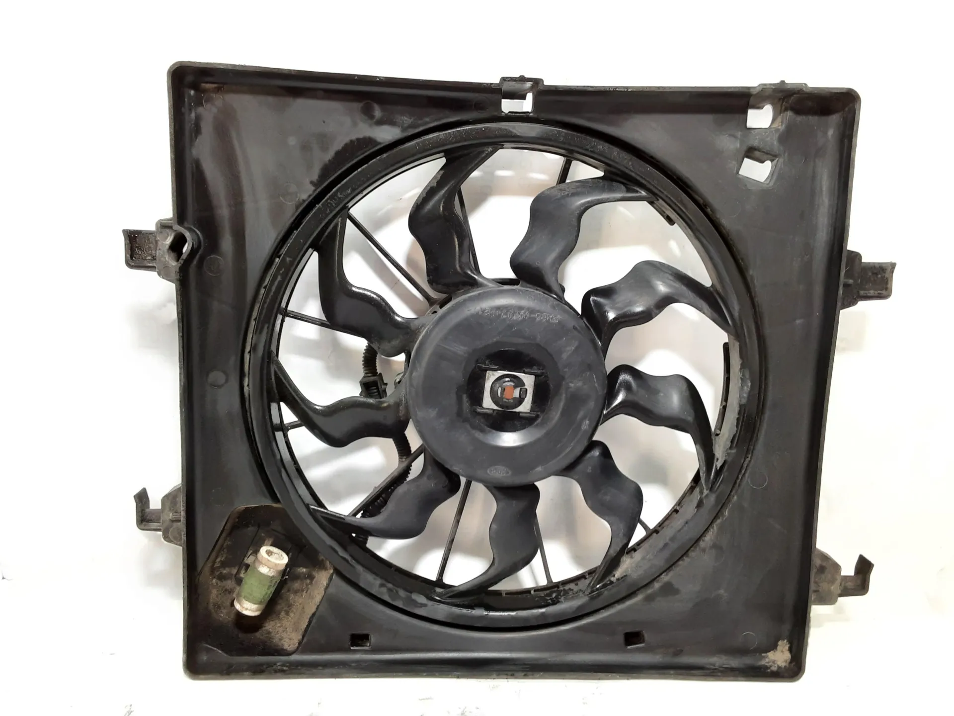 CONVOGLIATORE A/C CON ELETTROVENTOLA HYUNDAI i10 1° Serie 1000 Benzina 51 kW / 69 CV