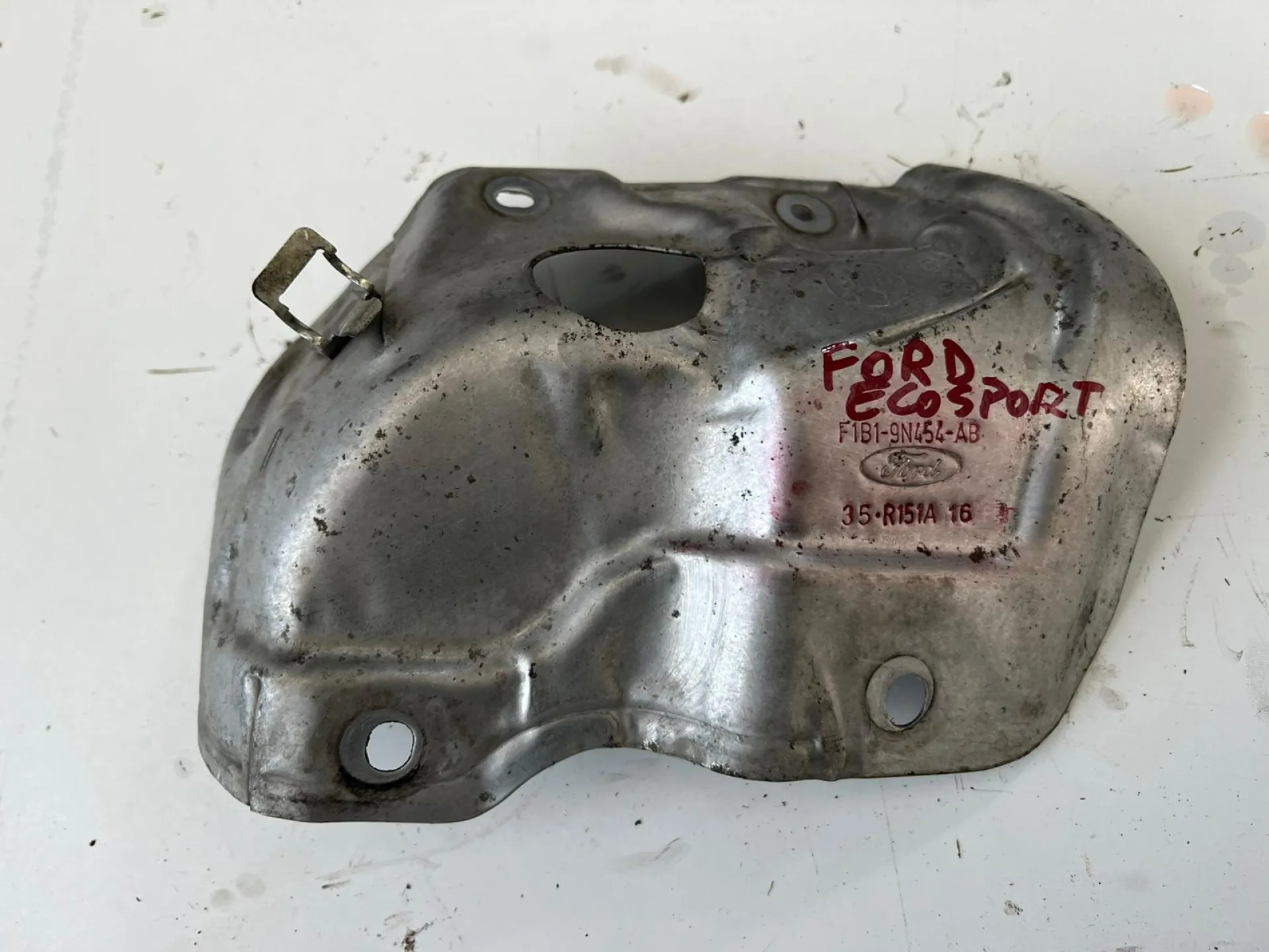 Copri collettore Ford Ecosport 1.5 D del 2016 CODICE RICAMBIO : F1B1-9N454-AB