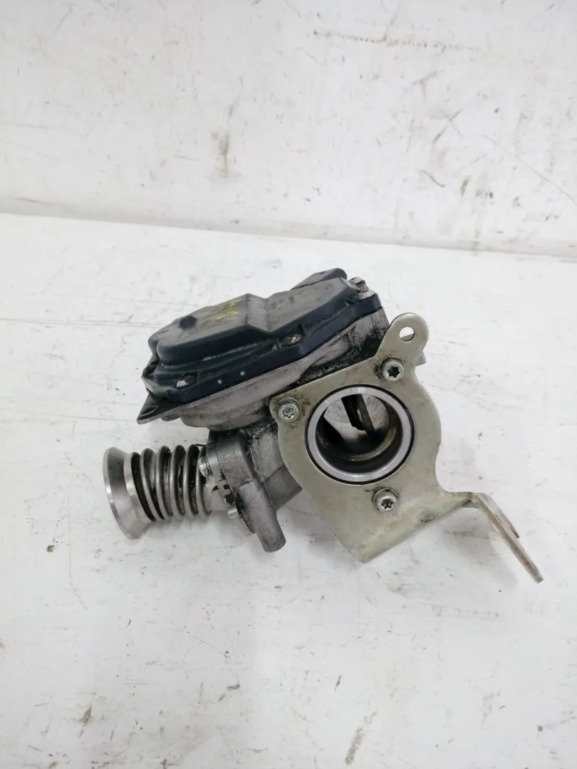 55260126 / hu1506000020 / 05260 / 04s096440 CORPO FARFALLATO FIAT 500 L Serie (351_352) (12>) 1300 Diesel (2012)