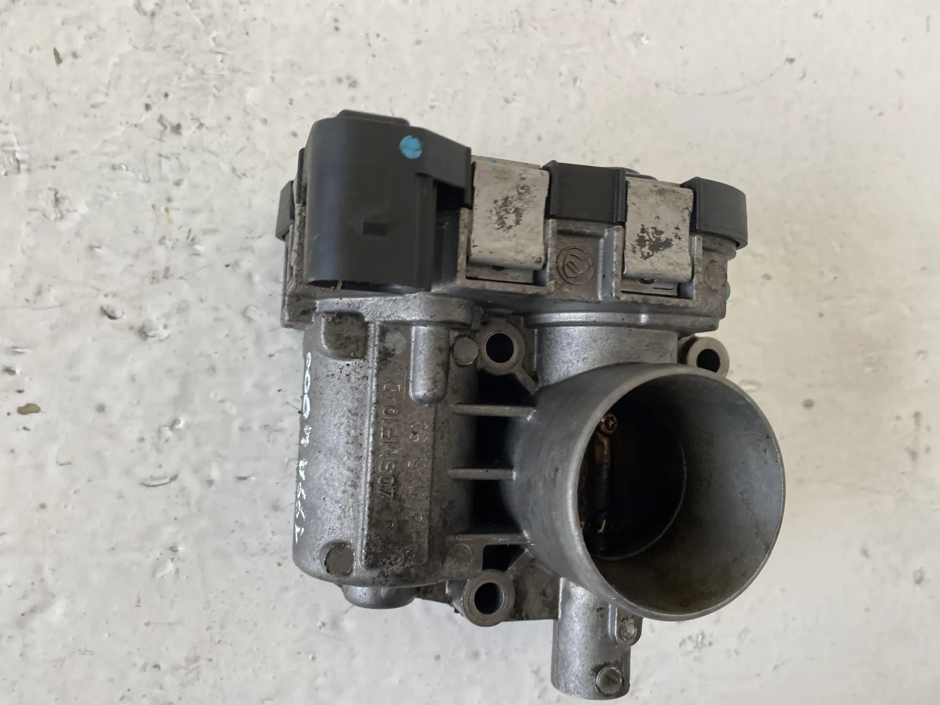 CORPO FARFALLATO con codice 40SMF10 da FIAT Grande Punto 1Â° Serie 1200 Benzina con codice motore 199A4000 (2007)