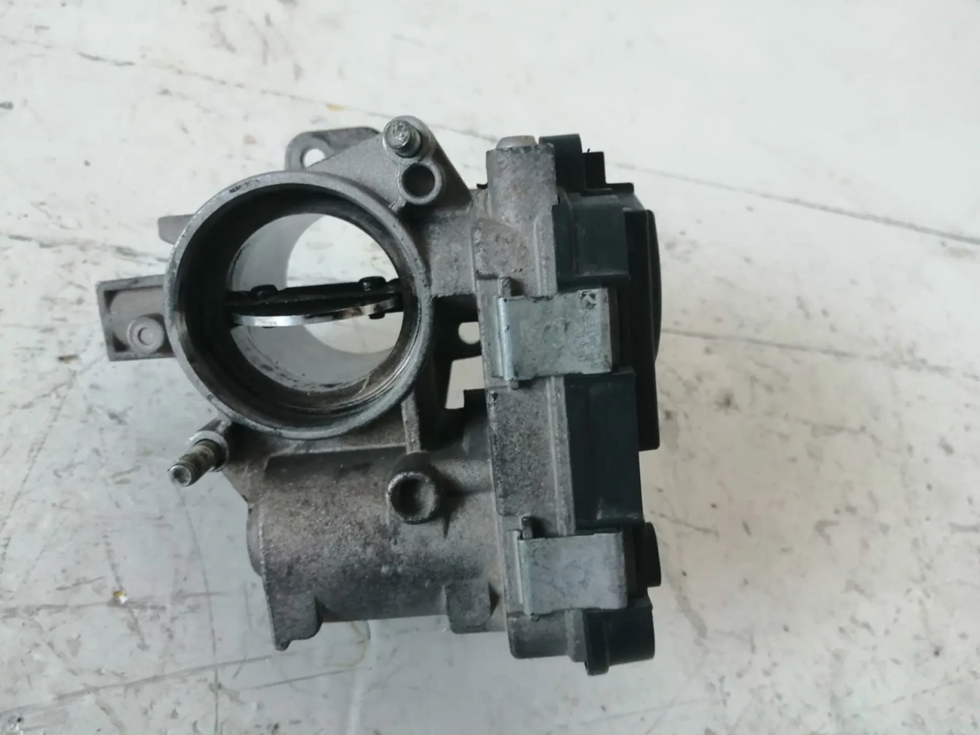 CORPO FARFALLATO con codice 55213019 da LANCIA Ypsilon 4Â° Serie 1300 Diesel (2012)