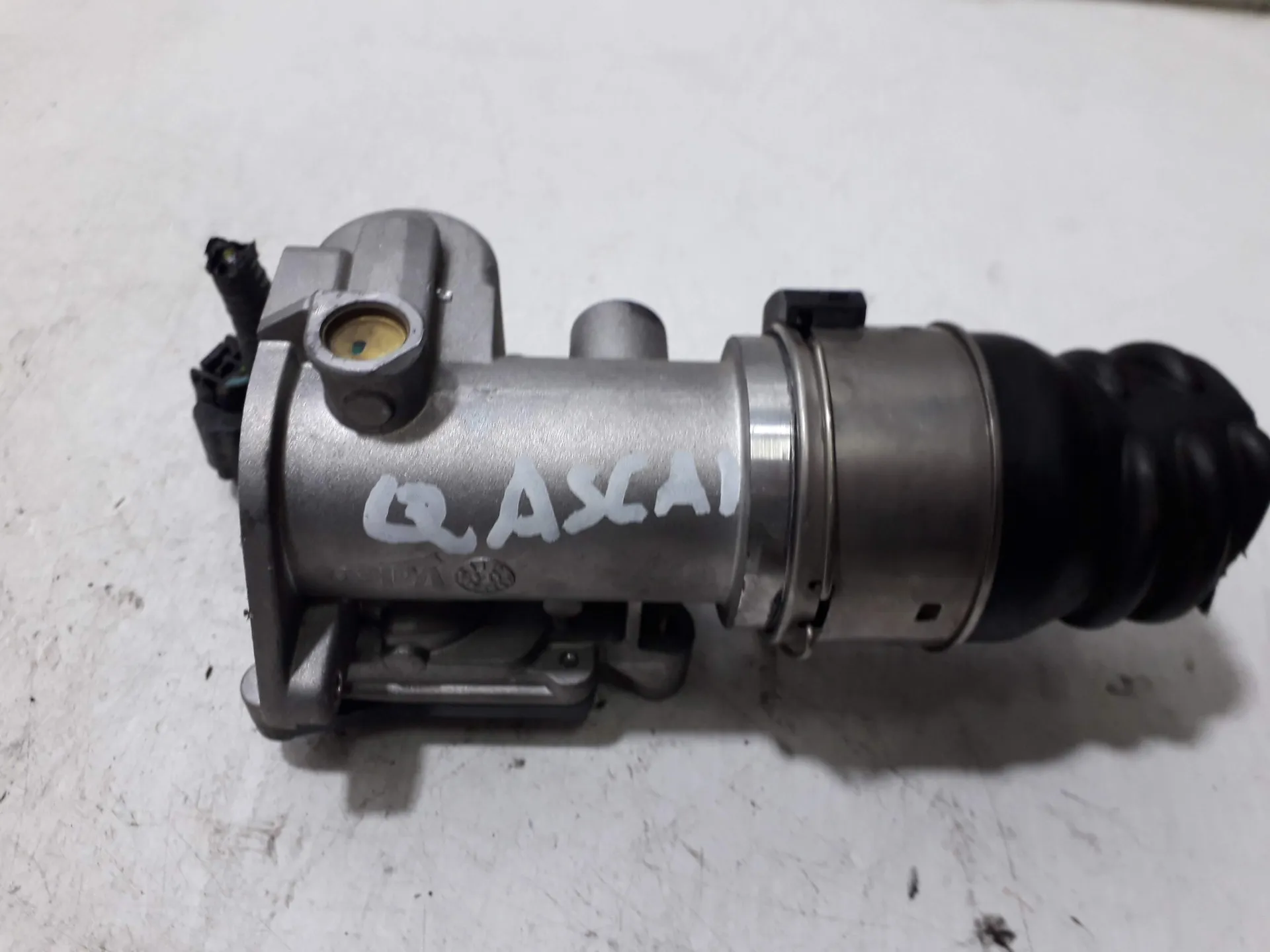 CORPO FARFALLATO con codice 161a09794r da NISSAN Qashqai 2Â° Serie 1500 Diesel (2012)