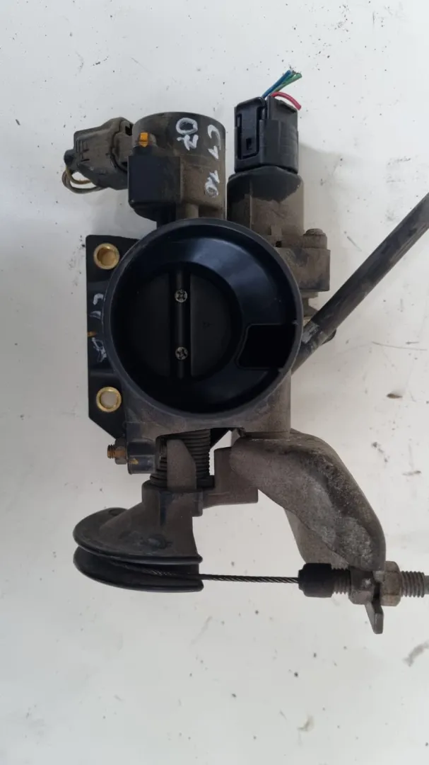 Corpo farfallato Peugeot 107 del 2007 1.0 Benzina