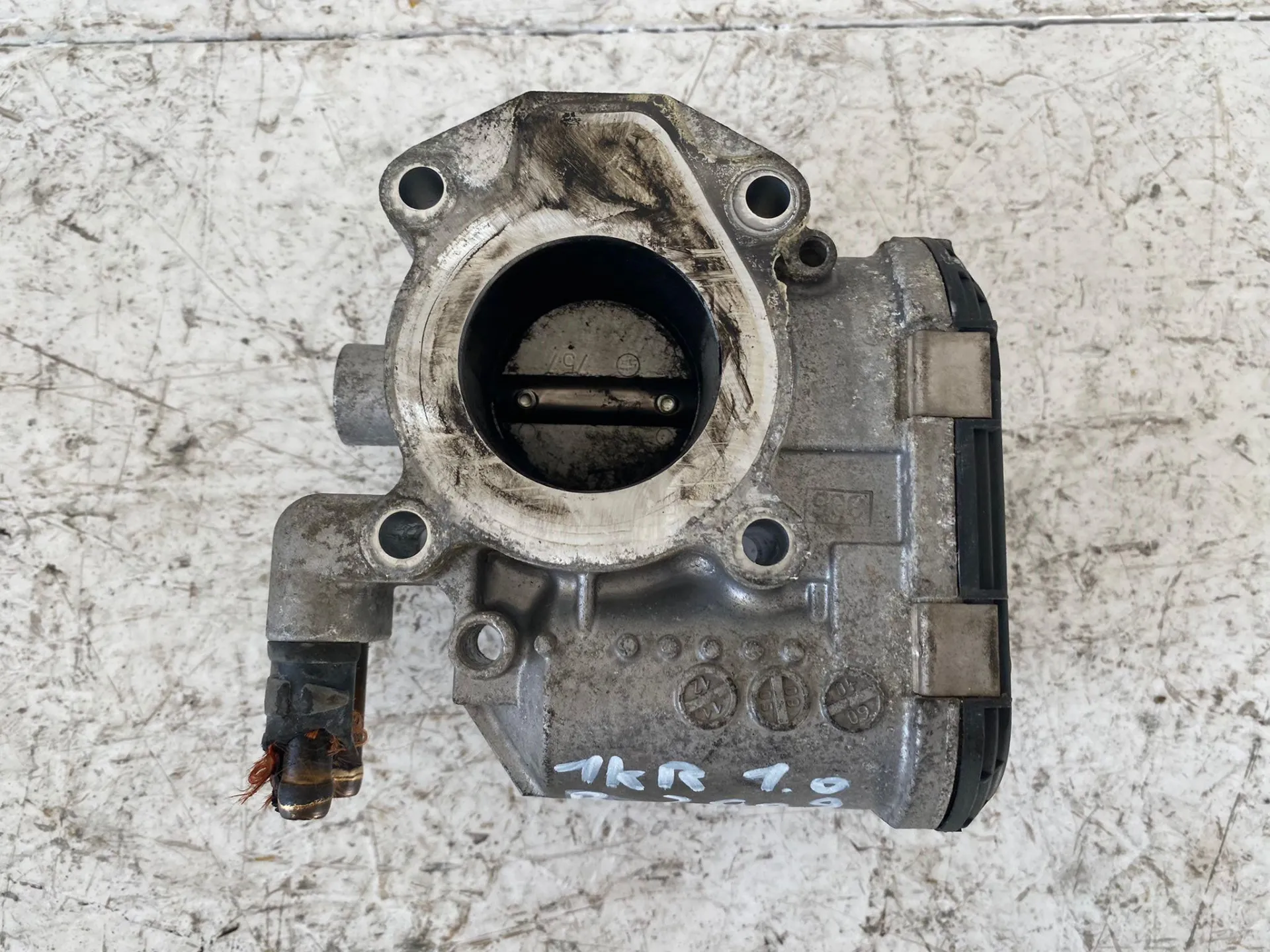 CORPO FARFALLATO con codice 0280750192 da TOYOTA Yaris Serie (08>11) 1000 Benzina con codice motore 1KR/1KR (2009)