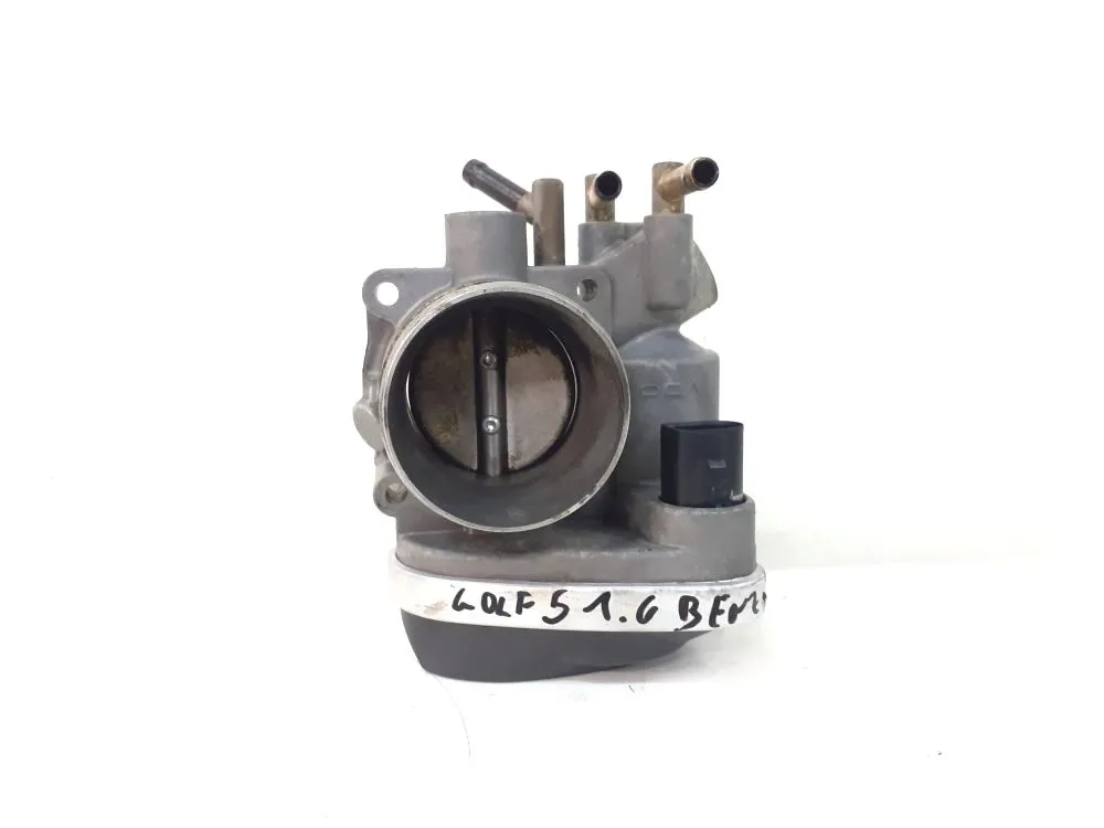 CORPO FARFALLATO con codice 06A133062AT / A2C53093430 da VOLKSWAGEN Golf 5 Berlina (03>08) 1600 Benzina 75 (2007)