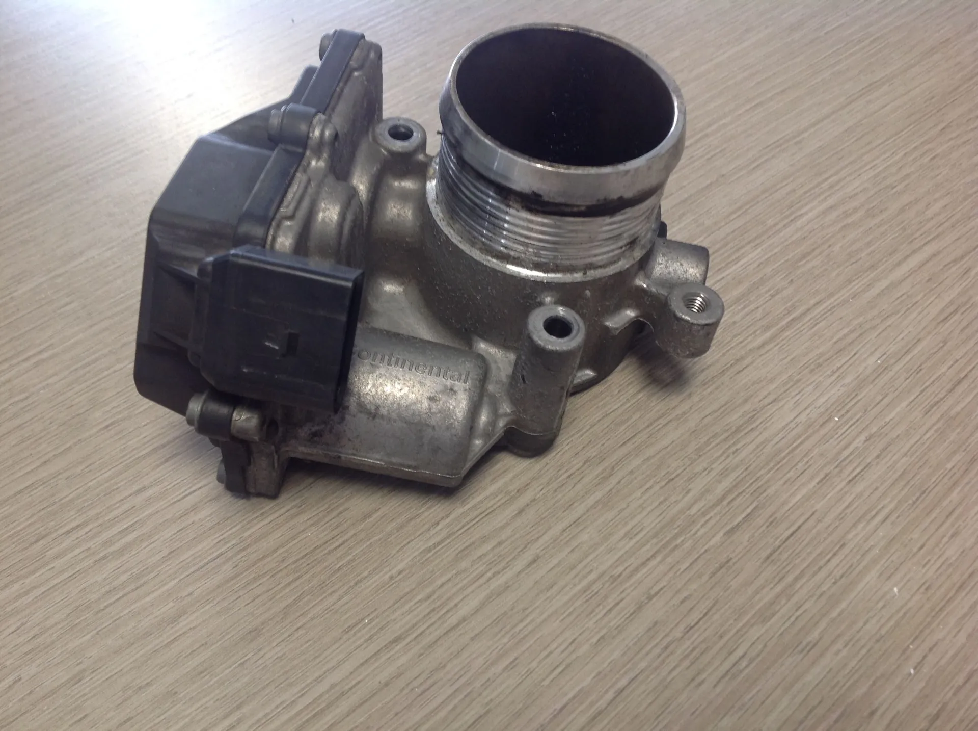 A2C84117500 03L128063ACV100 03L128063AC CORPO FARFALLATO VOLKSWAGEN Polo 5Â° Serie Diesel (2014)