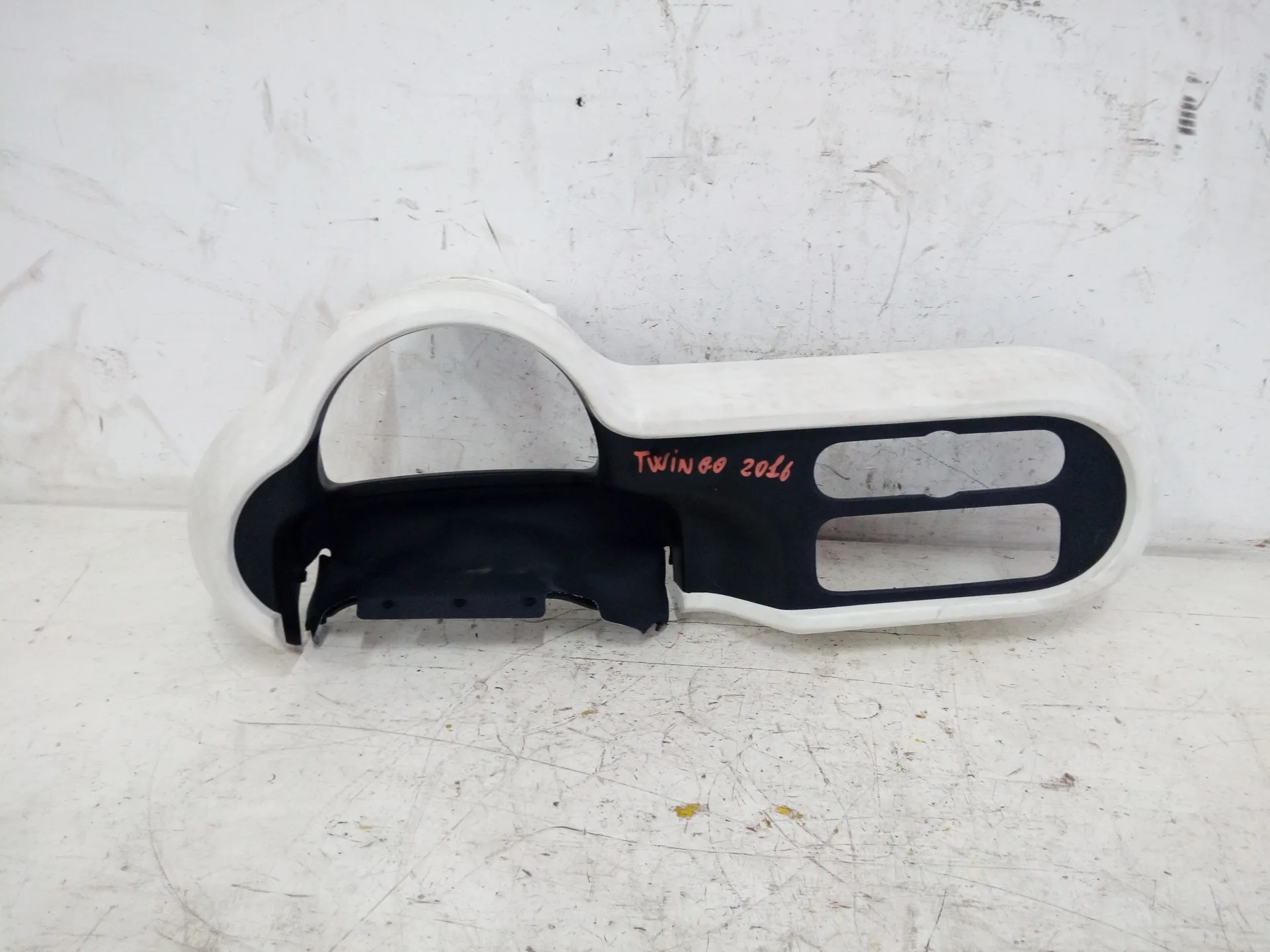 682483347r / 682488019R / 00150059 / 00150112 COVER QUADRO STRUMENTI RENAULT Twingo III serie (14>) Diesel (2016)