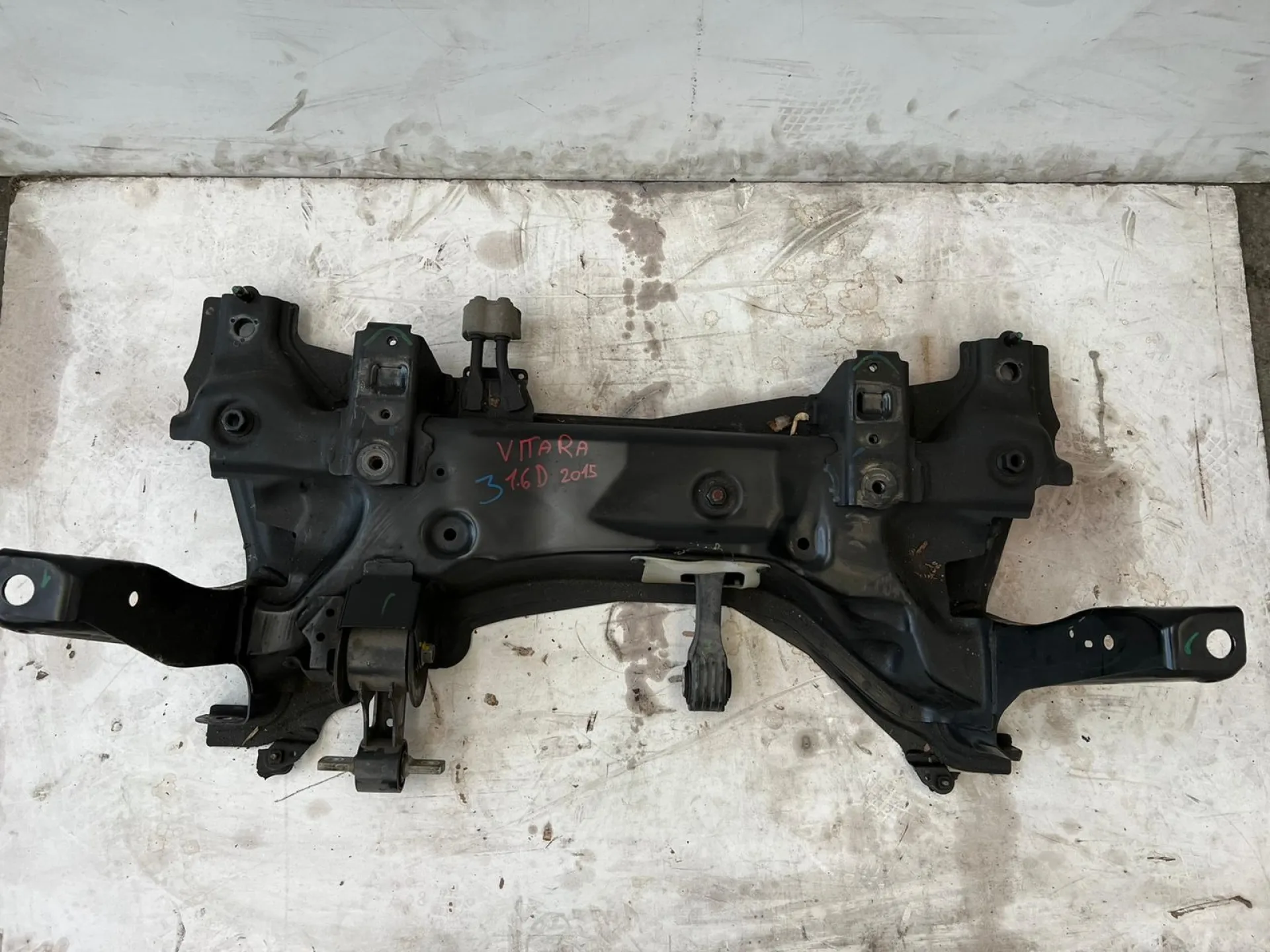 Culla motore Suzuki Vitara 1.6 D del 2015