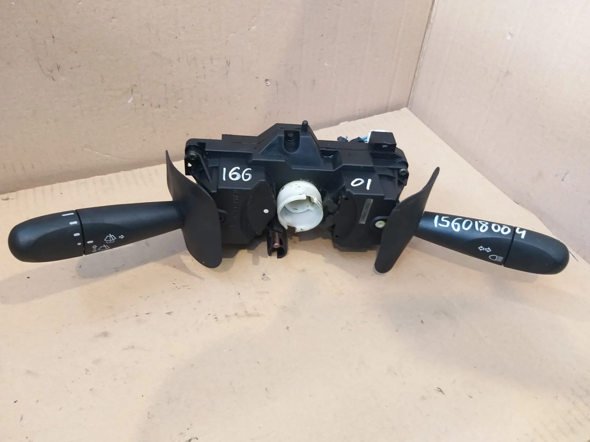 Devioluci Alfa 166 del 2001 2.4 Diesel CODICE RICAMBIO : 156018004