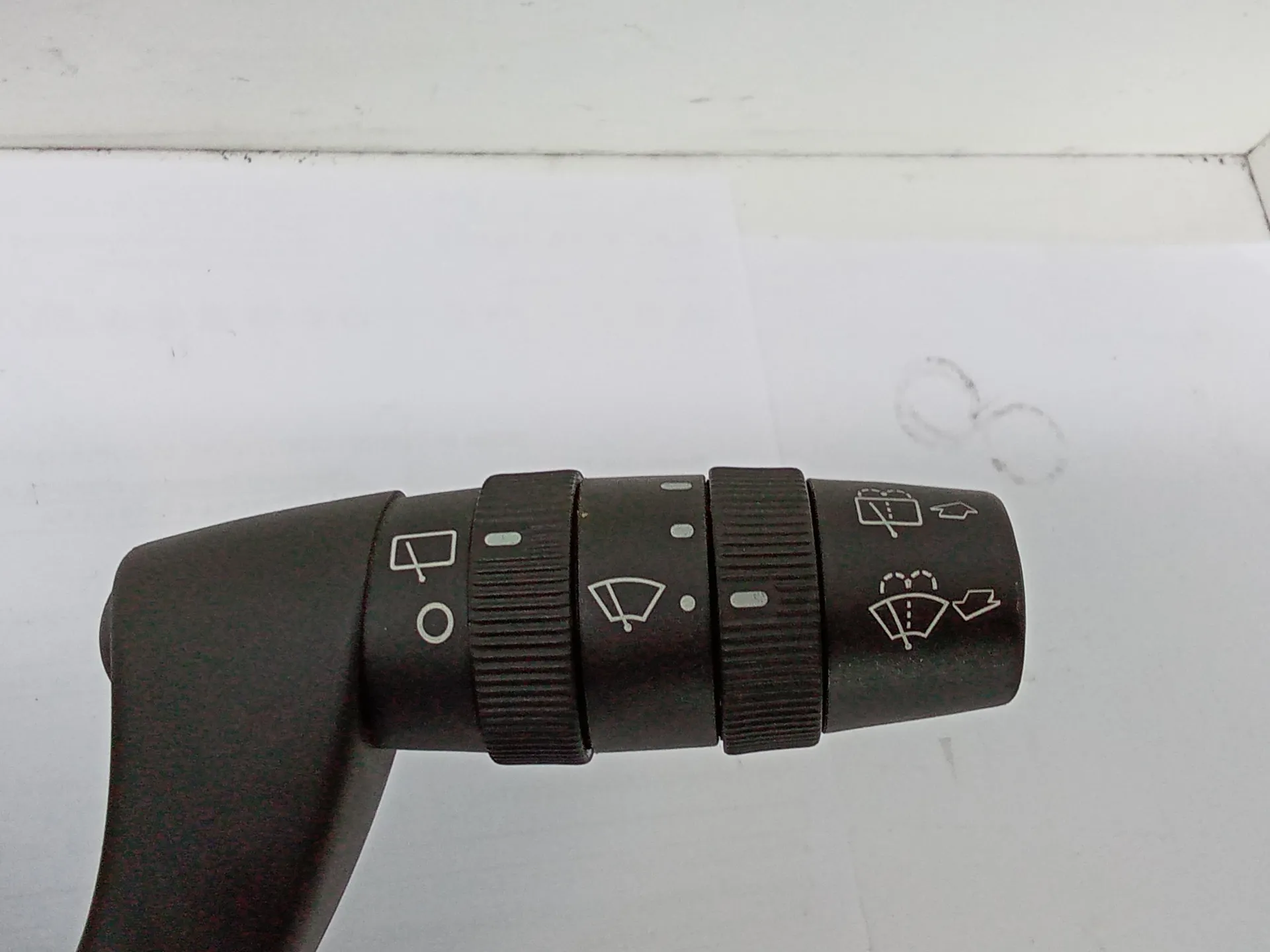 DEVIOLUCI con codice 07354009330 da LANCIA Musa 1Â° Serie 1300 Diesel 66 (2008)