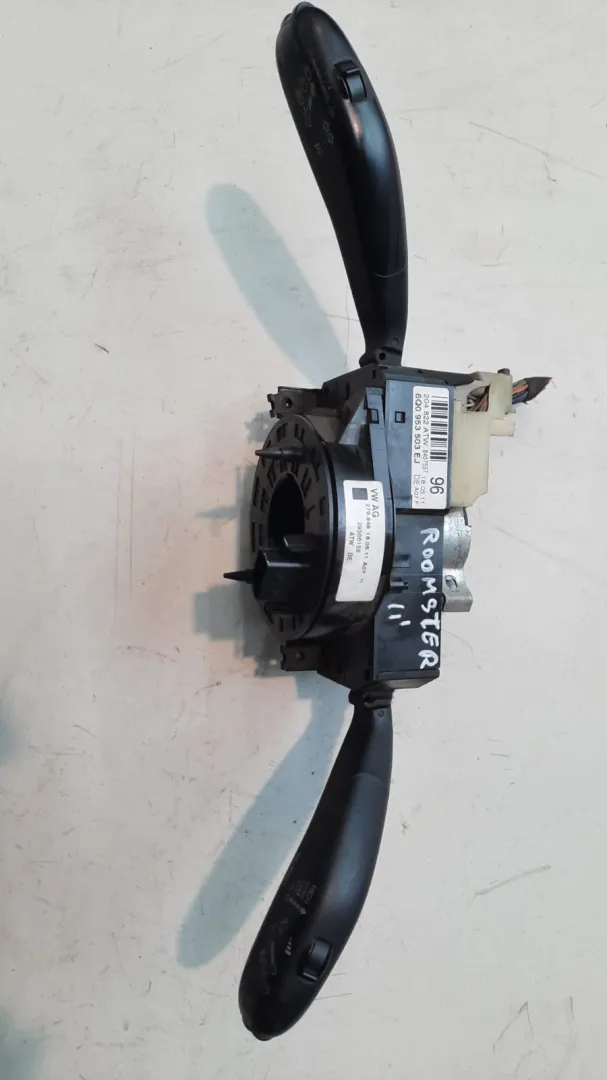 Devioluci Skoda Roomster del 2011 1.2 benzina CODICE RICAMBIO : 6Q0953503EJ