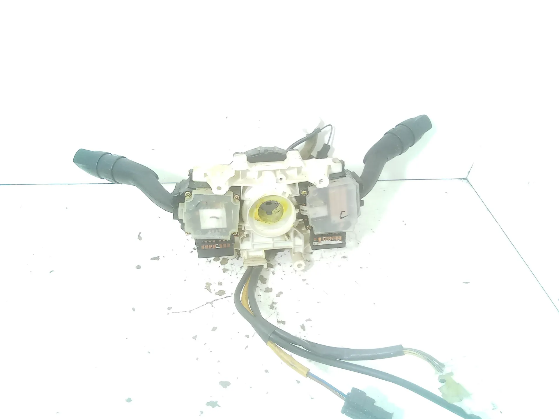 DEVIOLUCI con codice 85900-09152 da SSANGYONG Actyon 1Â° Serie 2000 Diesel 104 (2009)