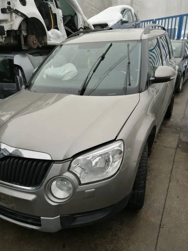 SCATOLA STERZO SKODA YETI 09>13