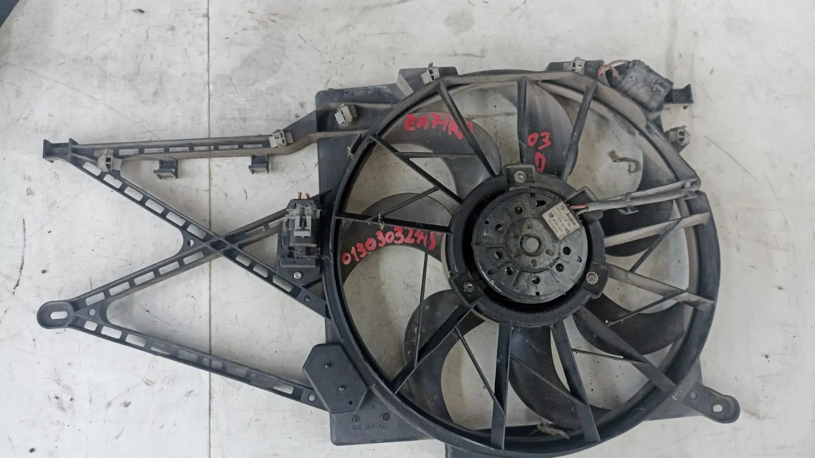 Elettroventola Opel Zafira 2.0 D del 2003 CODICE RICAMBIO : 0130303240