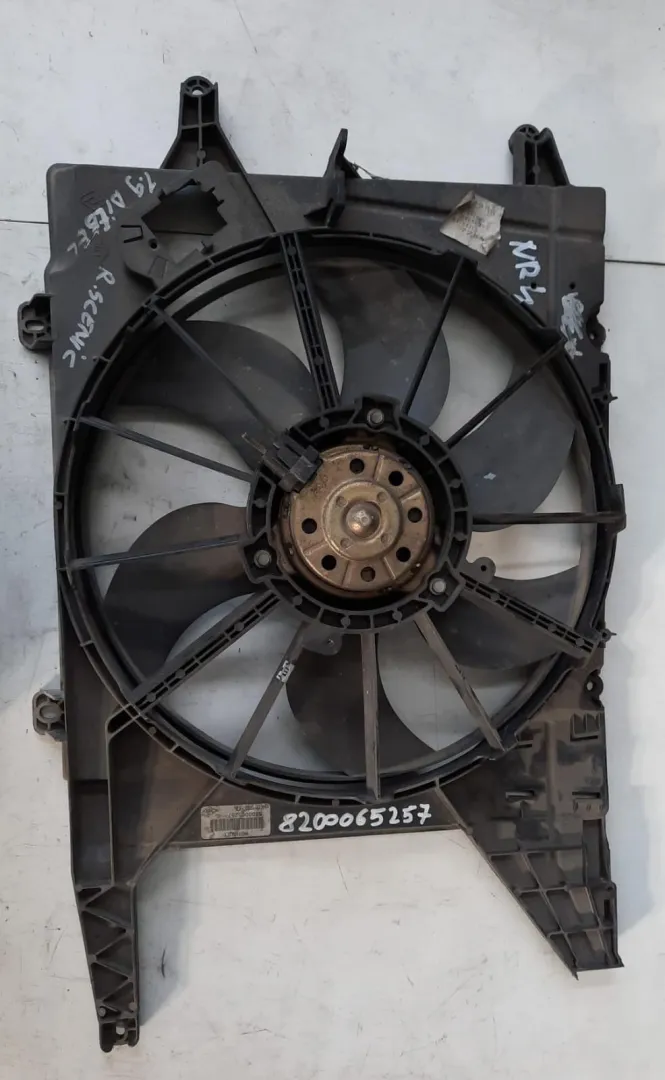 Elettroventola Radiatore Renault Scenic 1.9 diesel 2000 CODICE RICAMBIO : 8200065257
