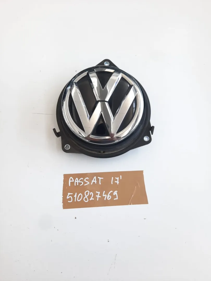Emblema VW Passat del 2017 CODICE RICAMBIO : 510827469