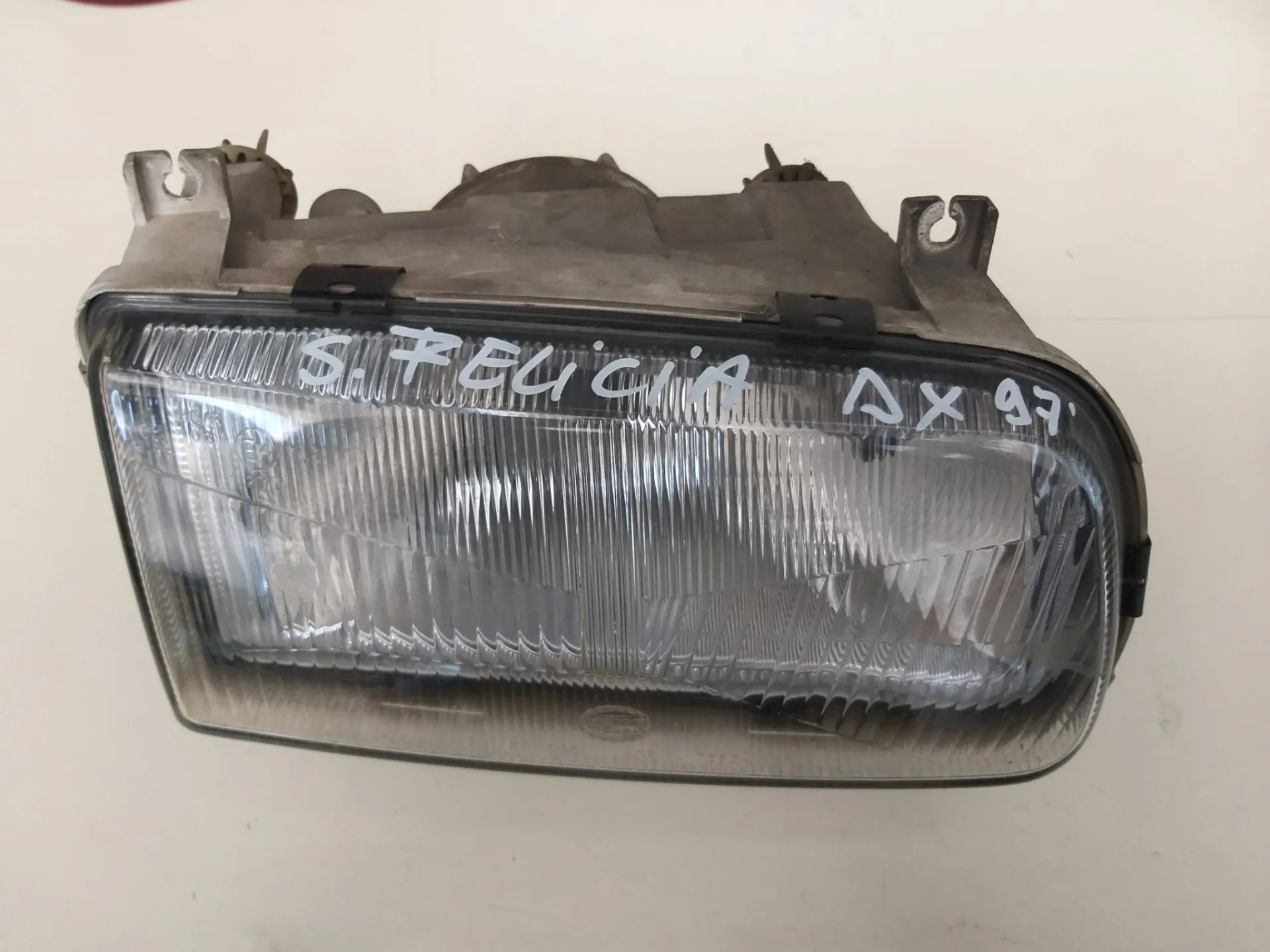 Fanale anteriore destro Skoda Felicia 1.3 B del 1997