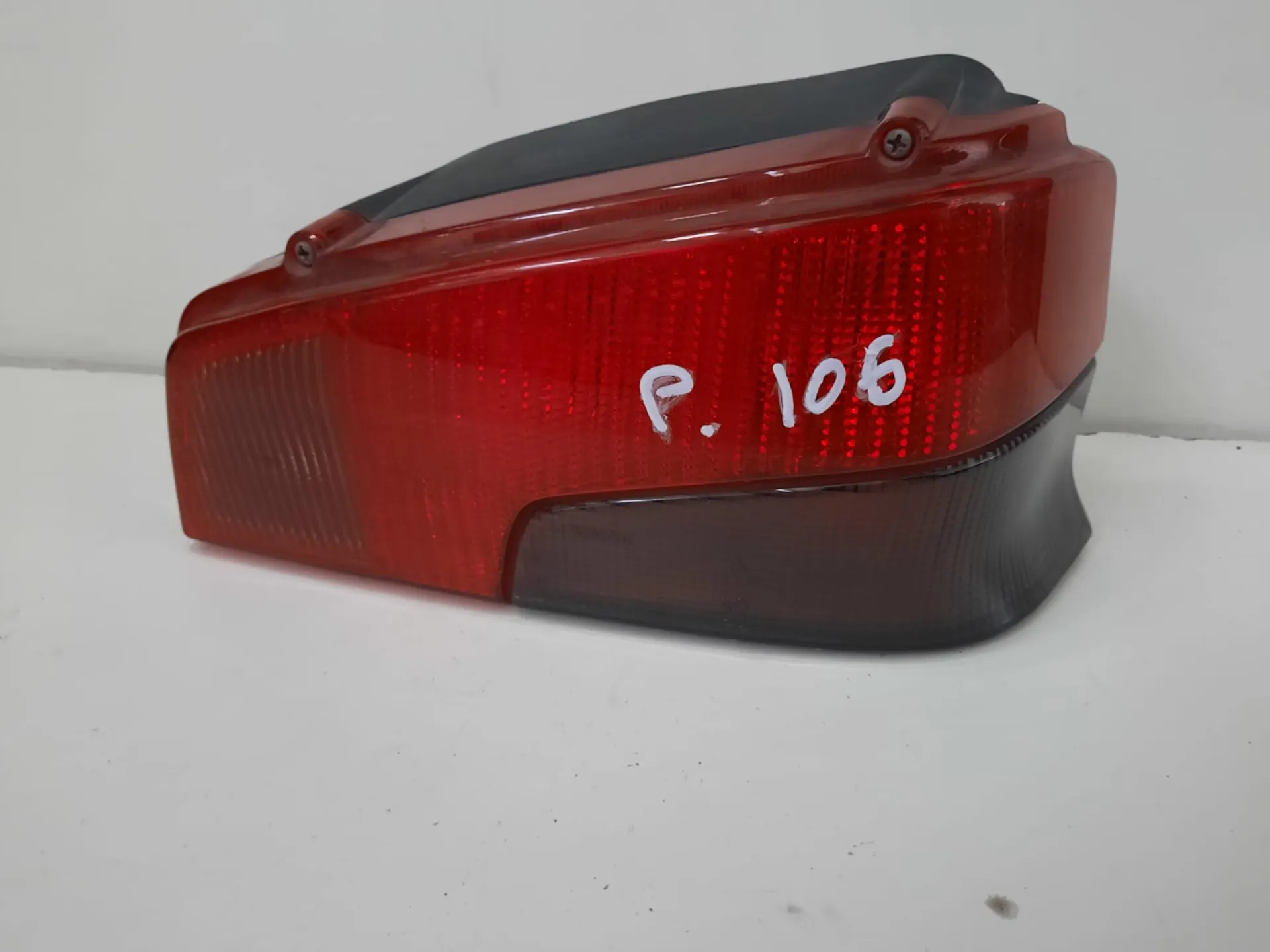 Fanale posteriore destro Peugeot 106 del 1995 1.1 Benzina