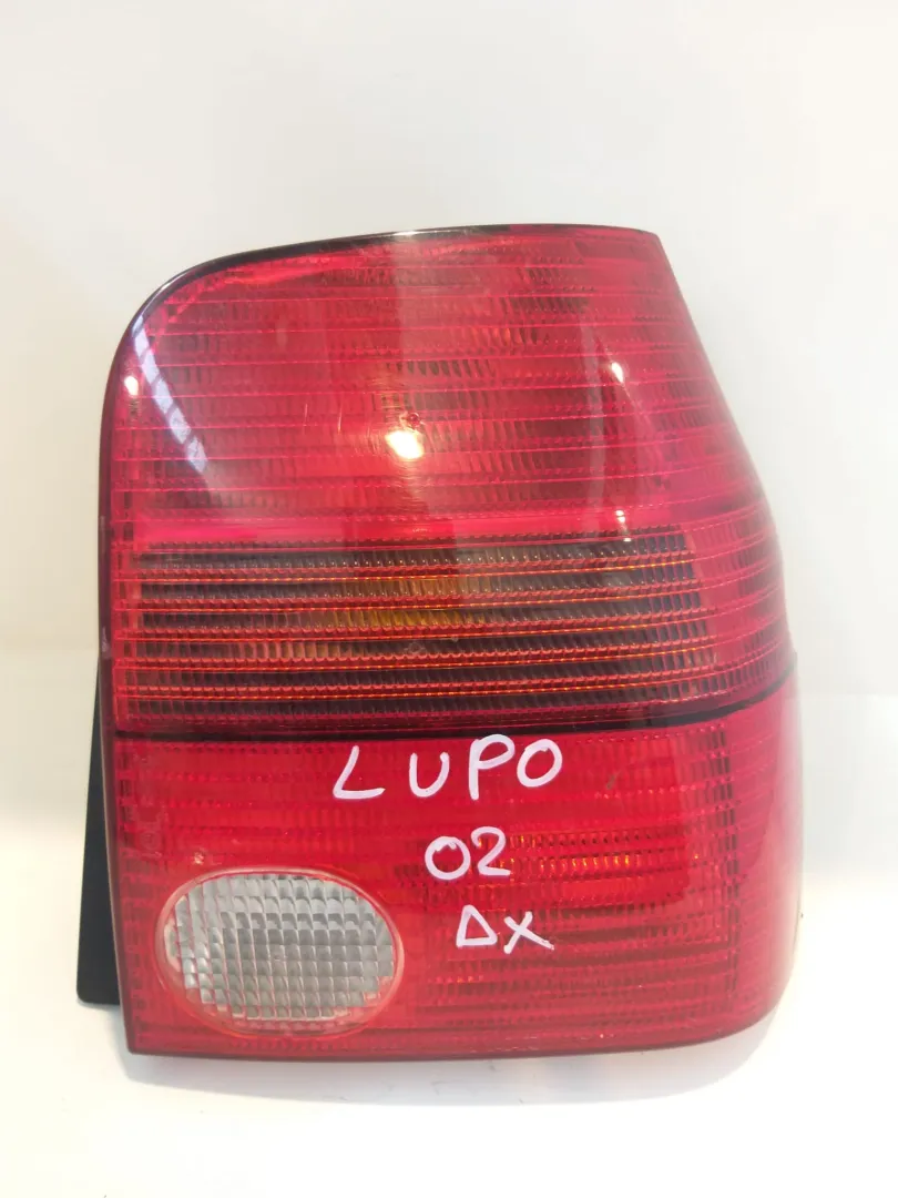 Fanale posteriore destro Volkswagen Lupo del 2001