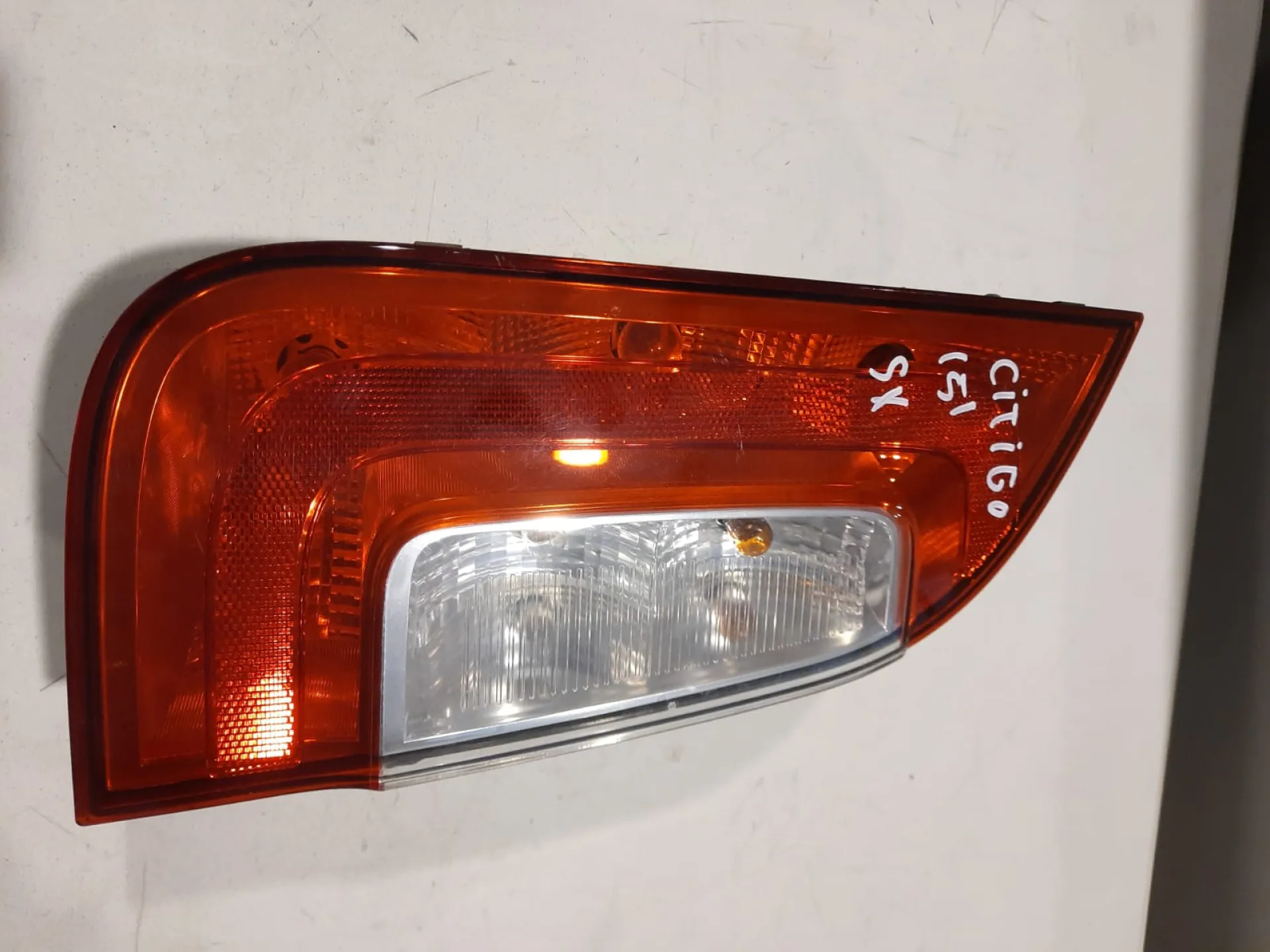 Fanale Posteriore Sinistra Skoda Citigo del 2015 1.0 Benzina