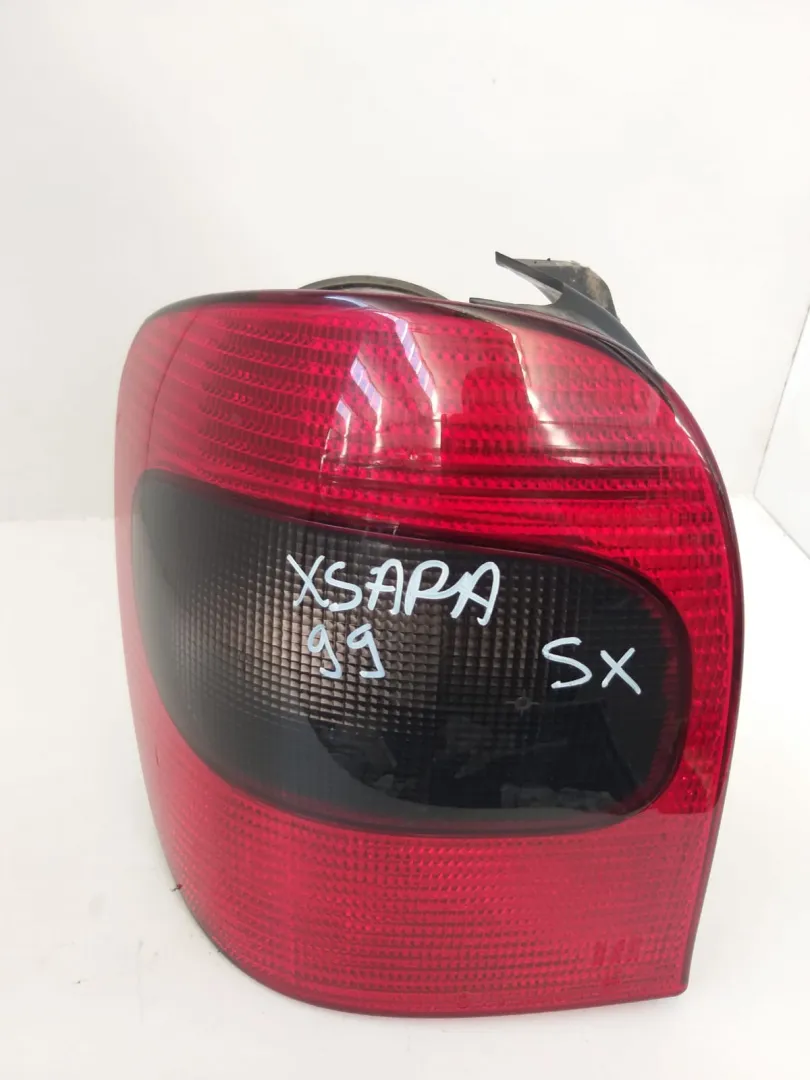 Fanale posteriore sinistro Citroen Xsara del 1999 1.9 Diesel SW