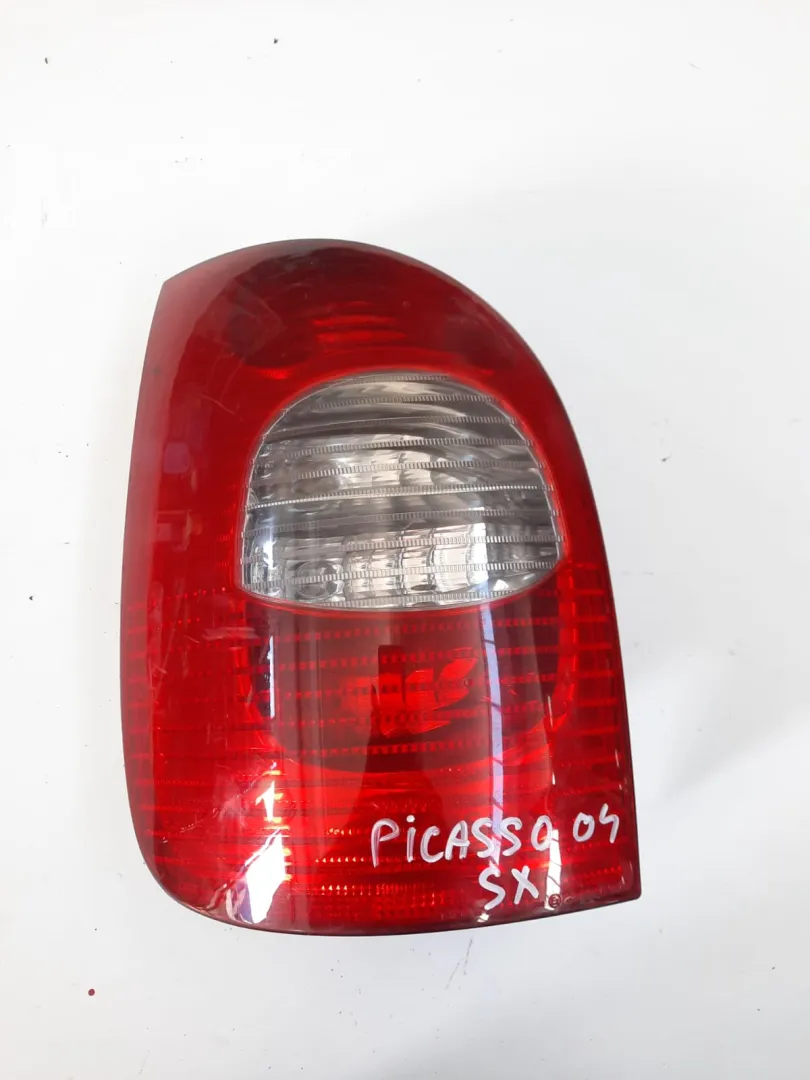 Fanale posteriore sinistro Citroen Xsara Picasso 1.6 D del 2004