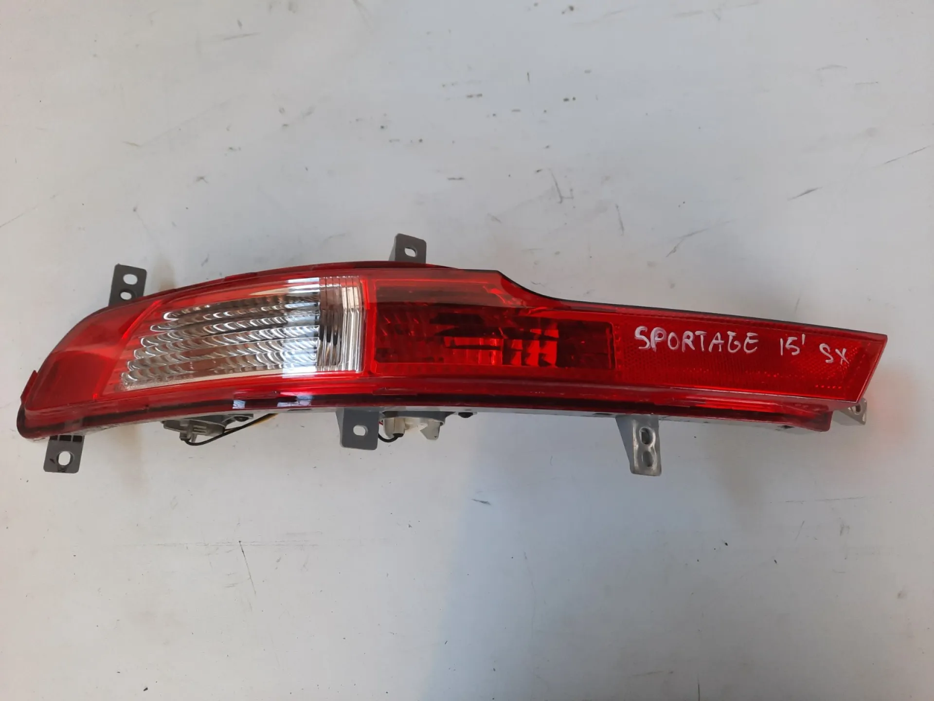 Fanale posteriore sinistro Kia Sportage 1.7 D del 2015