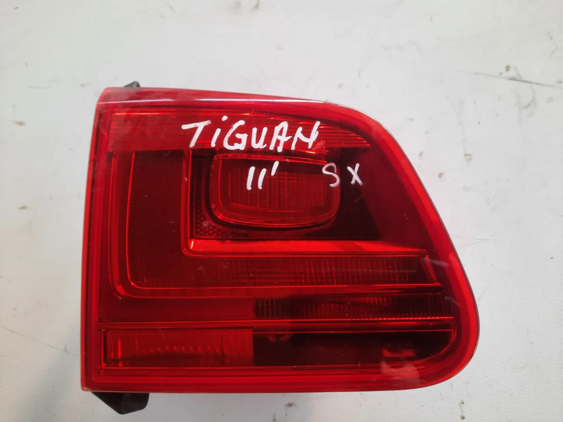 Fanale posteriore sinistro per VW Tiguan 2.0 TDI del 2011