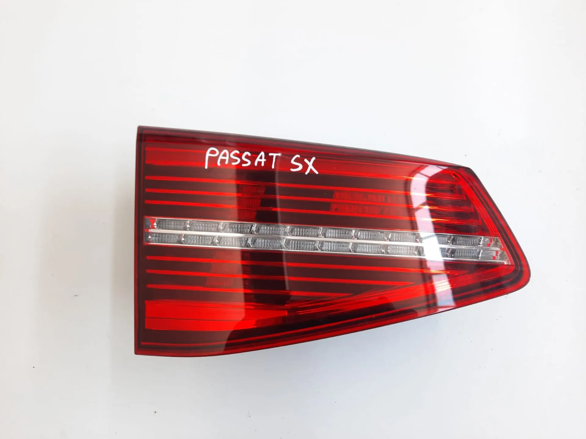 Fanale posteriore sinistro VW Passat del 2017 CODICE RICAMBIO : -