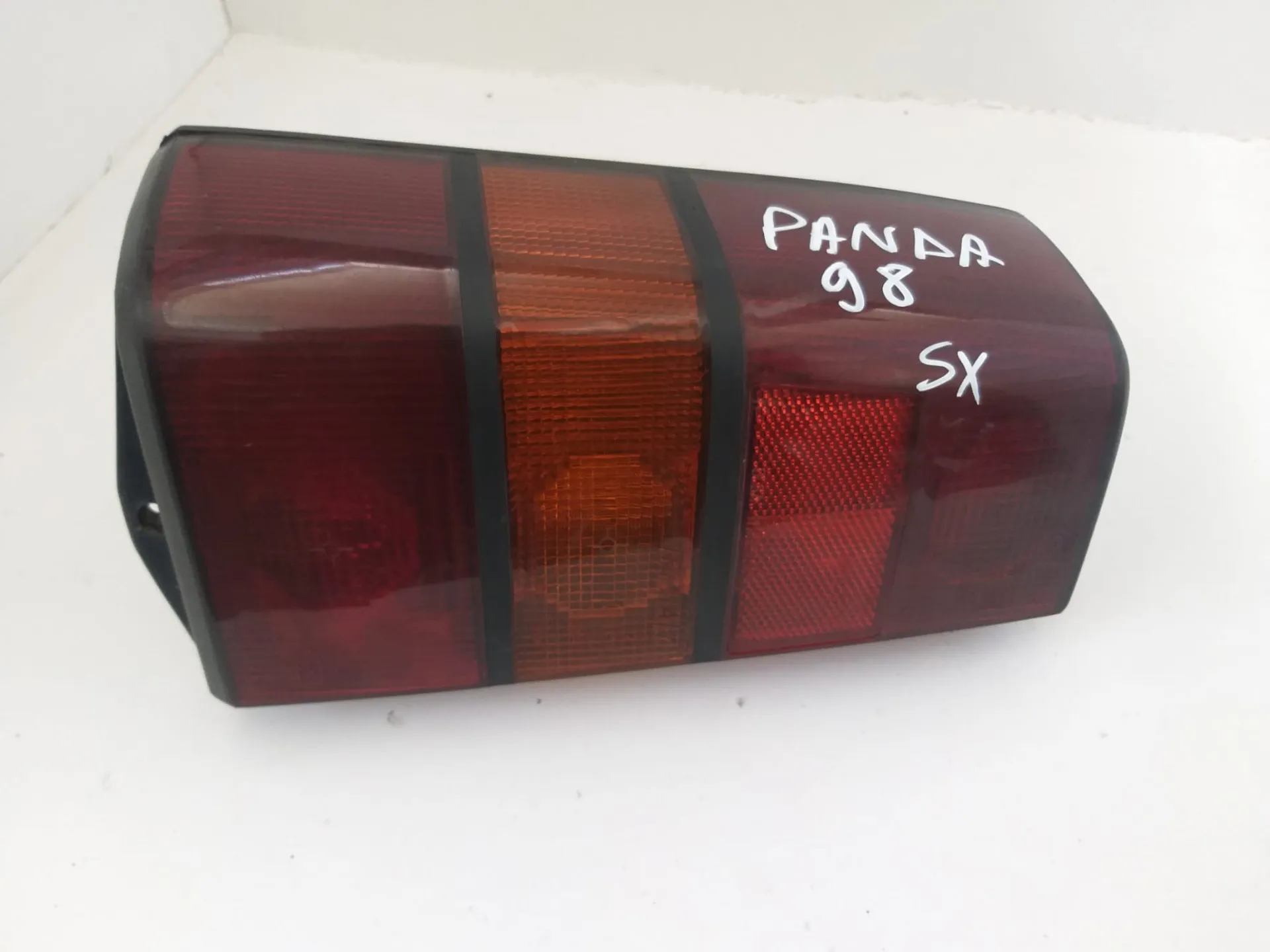 Fanale posteriore sinsitro Fiat Panda del 1998 900 Benzina