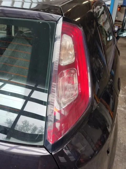 Fanale Posteriore LED DEPO Per Fiat Grande Punto Evo 2010-2011 - Nero, Lato Sinistro - Ricambio Auto - Foto 3