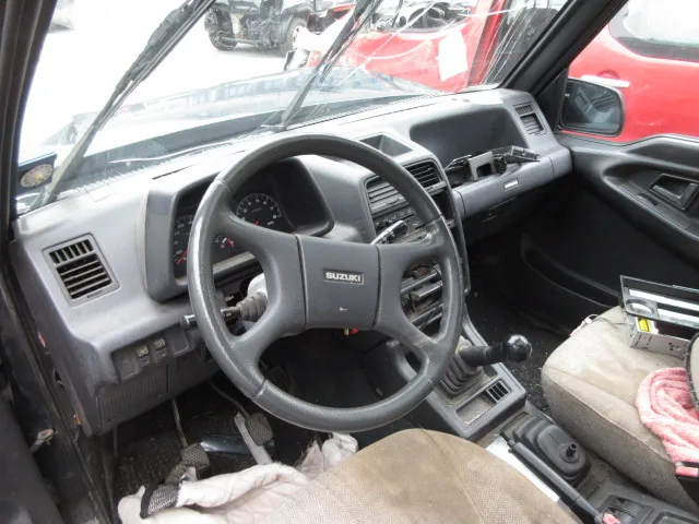 MOZZO ANTERIORE DX SUZUKI VITARA 88>99
