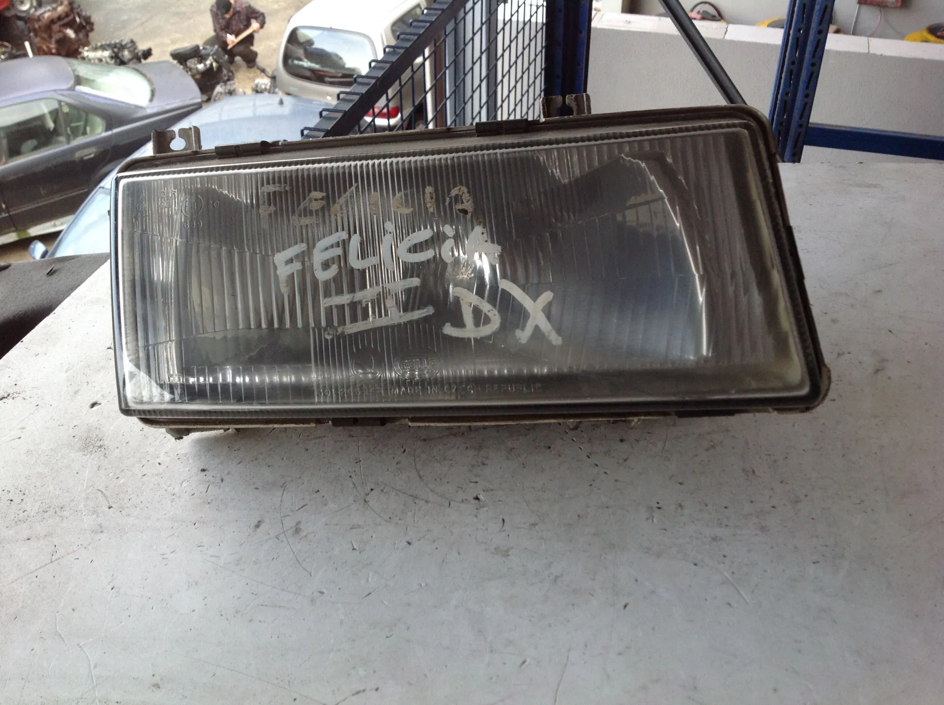 FARO ANTERIORE DESTRO PASSEGGERO SKODA Felicia Berlina Benzina (2001)