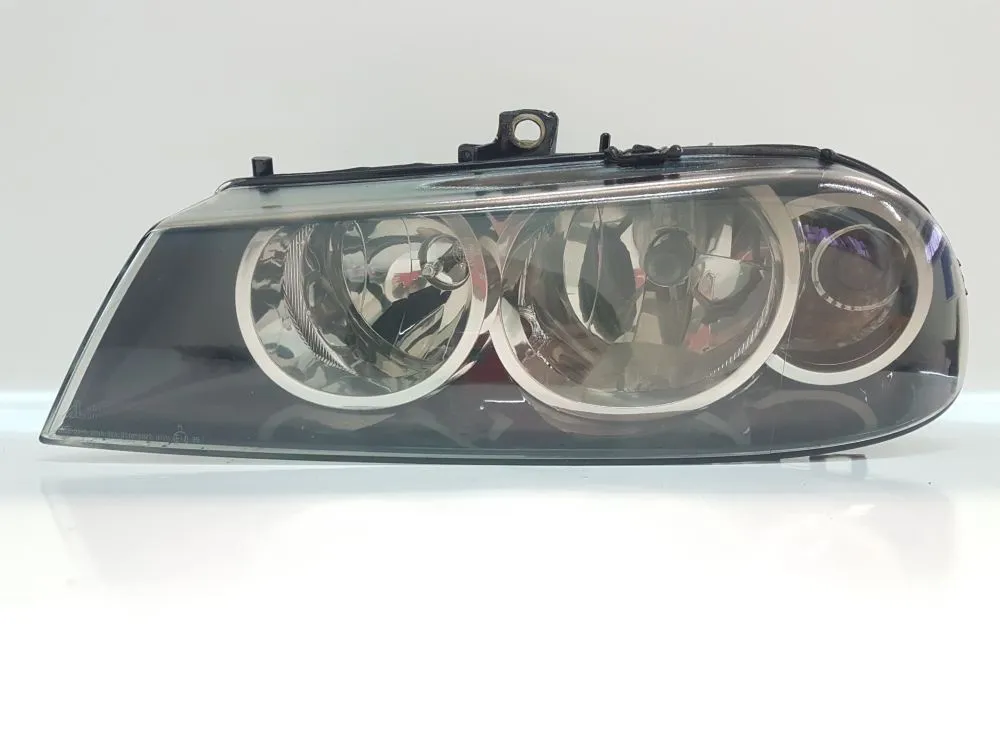 FARO ANTERIORE SINISTRO con codice 60685943 da GUIDA ALFA ROMEO 156 Berlina Serie (932_) (03>05) 1900 Diesel 85 (2004)